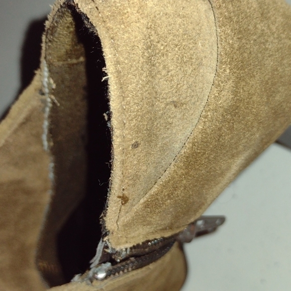 Fergie Heels size 6 - Picture 7 of 11